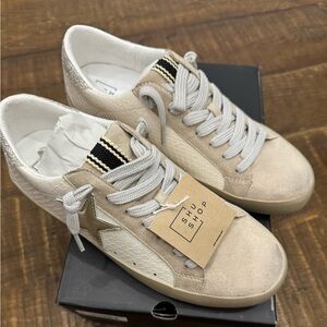 NIB Shu Shop Paula Glitter Star Sneakers size 7.5